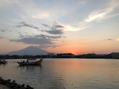 Foto Pantai Kejawanan